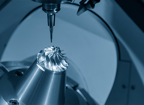 1761963303103471.jpg 攝圖網_502852110_5軸CNC銑床使用實心球頭立銑刀切削高精度汽車五軸加工中心制造渦輪增壓器葉輪零(企業商用).jpg